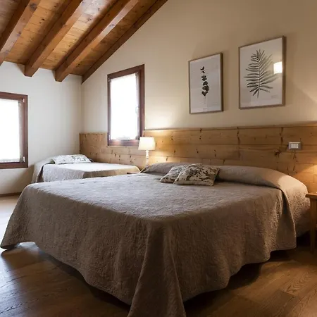 Agriturismo Noiari Κατάλυμα σε φάρμα *