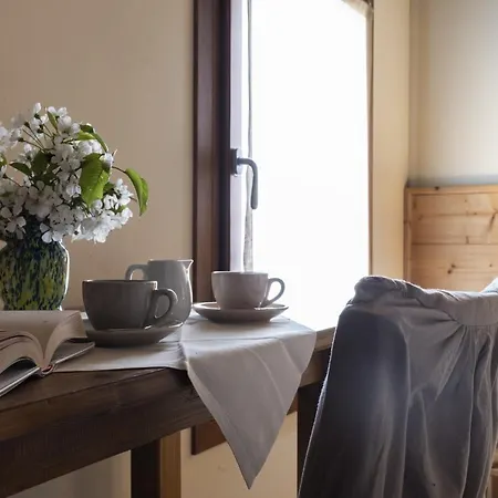 Agriturismo Noiari Κατάλυμα σε φάρμα *
